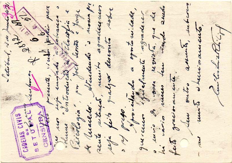 0750 v.jpg -     Lote:    750 (verso)                   Descrição:         Censuras políticas. Inteiro postal tipo Caravela de $50, circulado de Setúbal (03.06.51) para Lisboa. Censurado. Carimbo batido a violeta "CADEIAS CIVIS DE SETÚBAL / CENSURA".. Furos de arquivo.        PI       Valor Base:     &euro; 40,00     Valor Venda:     &euro;      